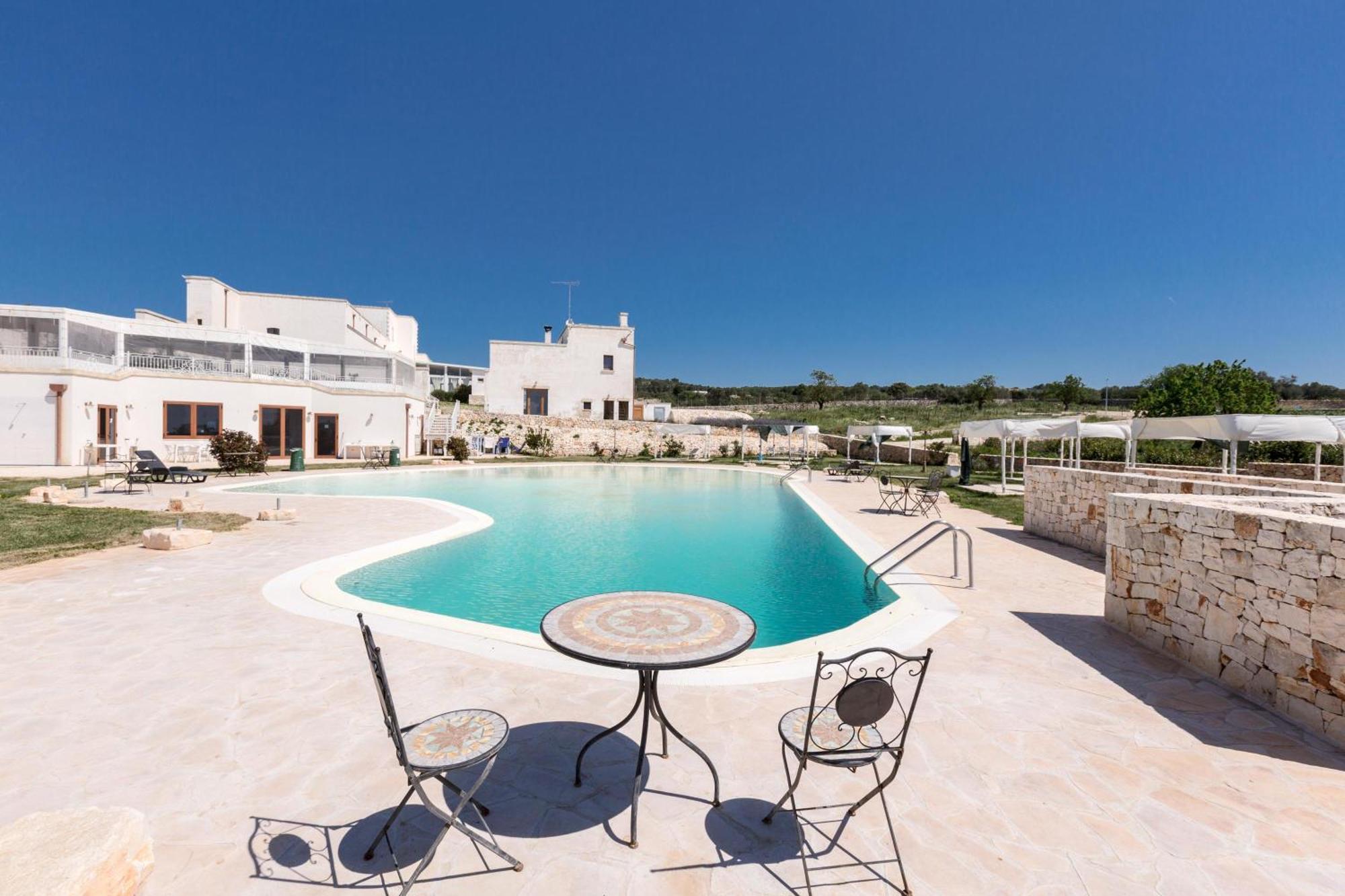 Agriturismo Donna Teresa Villa มอตโตลา ภายนอก รูปภาพ