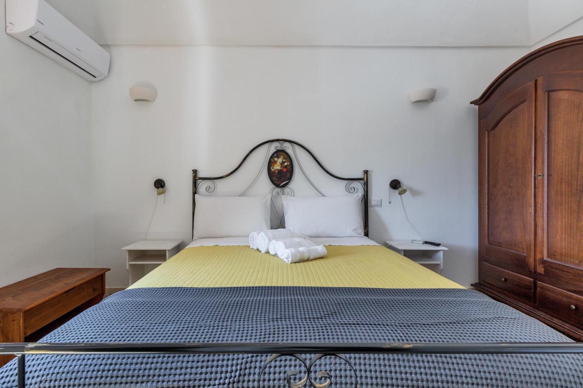 Agriturismo Donna Teresa Villa มอตโตลา ภายนอก รูปภาพ