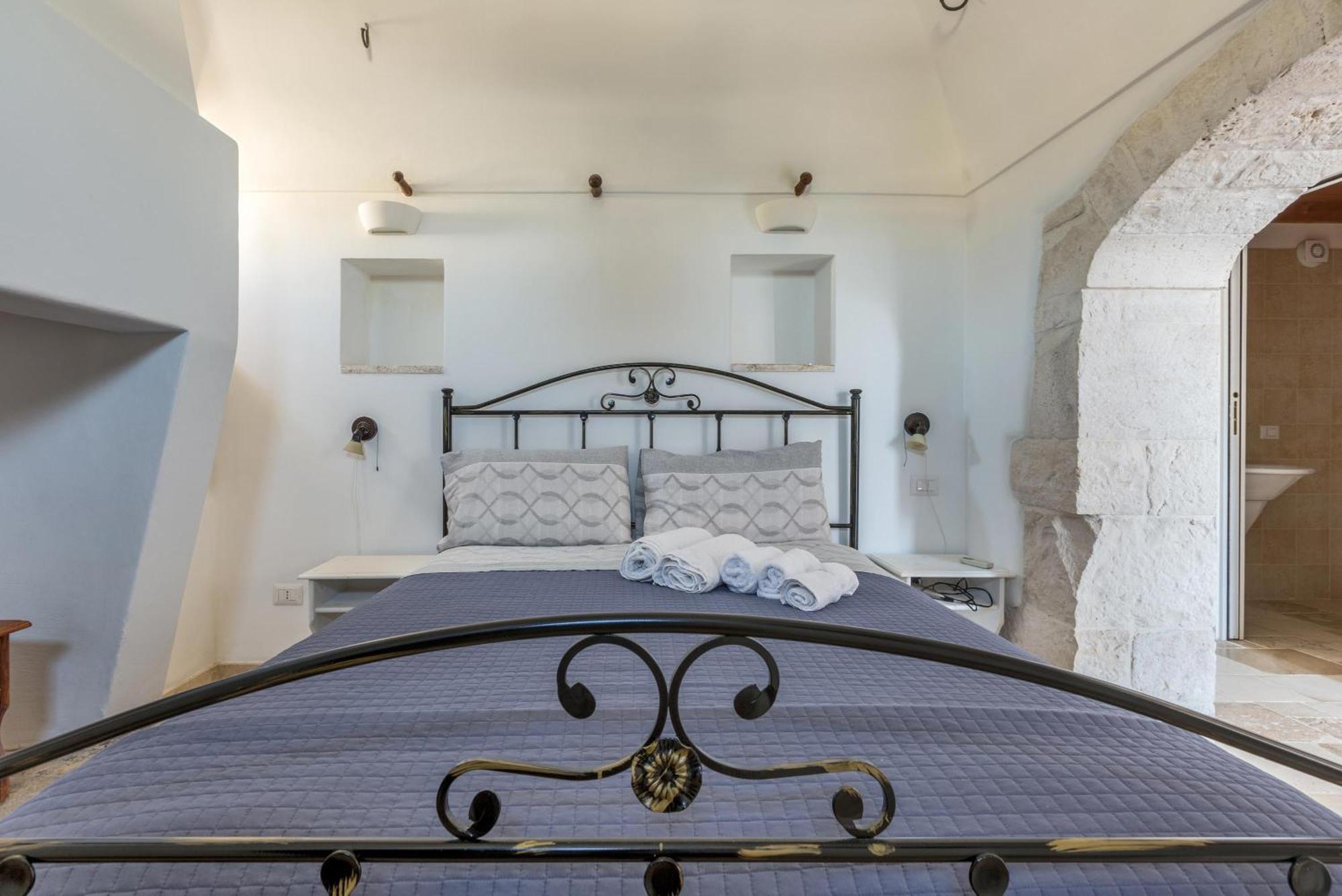 Agriturismo Donna Teresa Villa มอตโตลา ภายนอก รูปภาพ