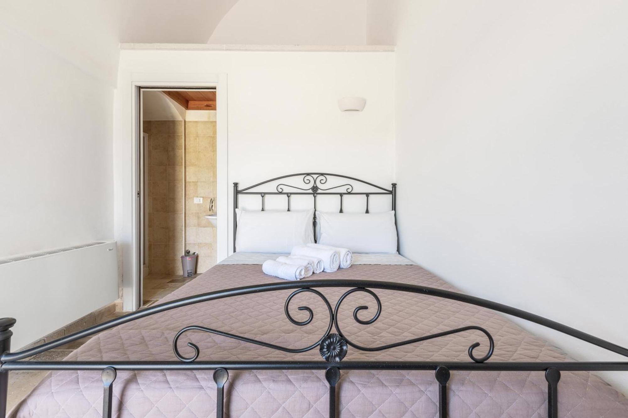 Agriturismo Donna Teresa Villa มอตโตลา ภายนอก รูปภาพ