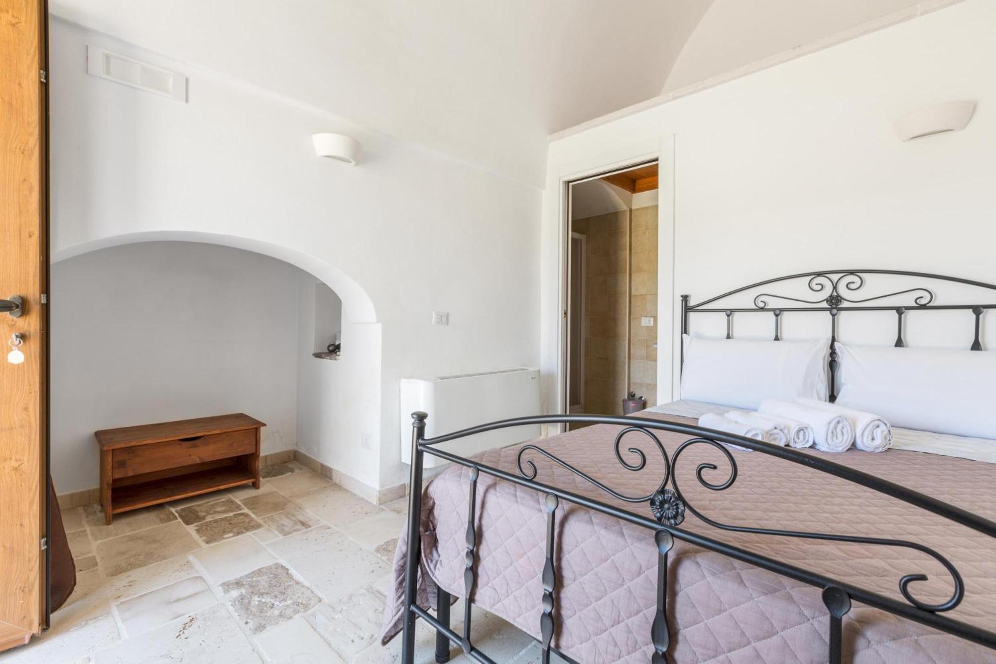 Agriturismo Donna Teresa Villa มอตโตลา ภายนอก รูปภาพ