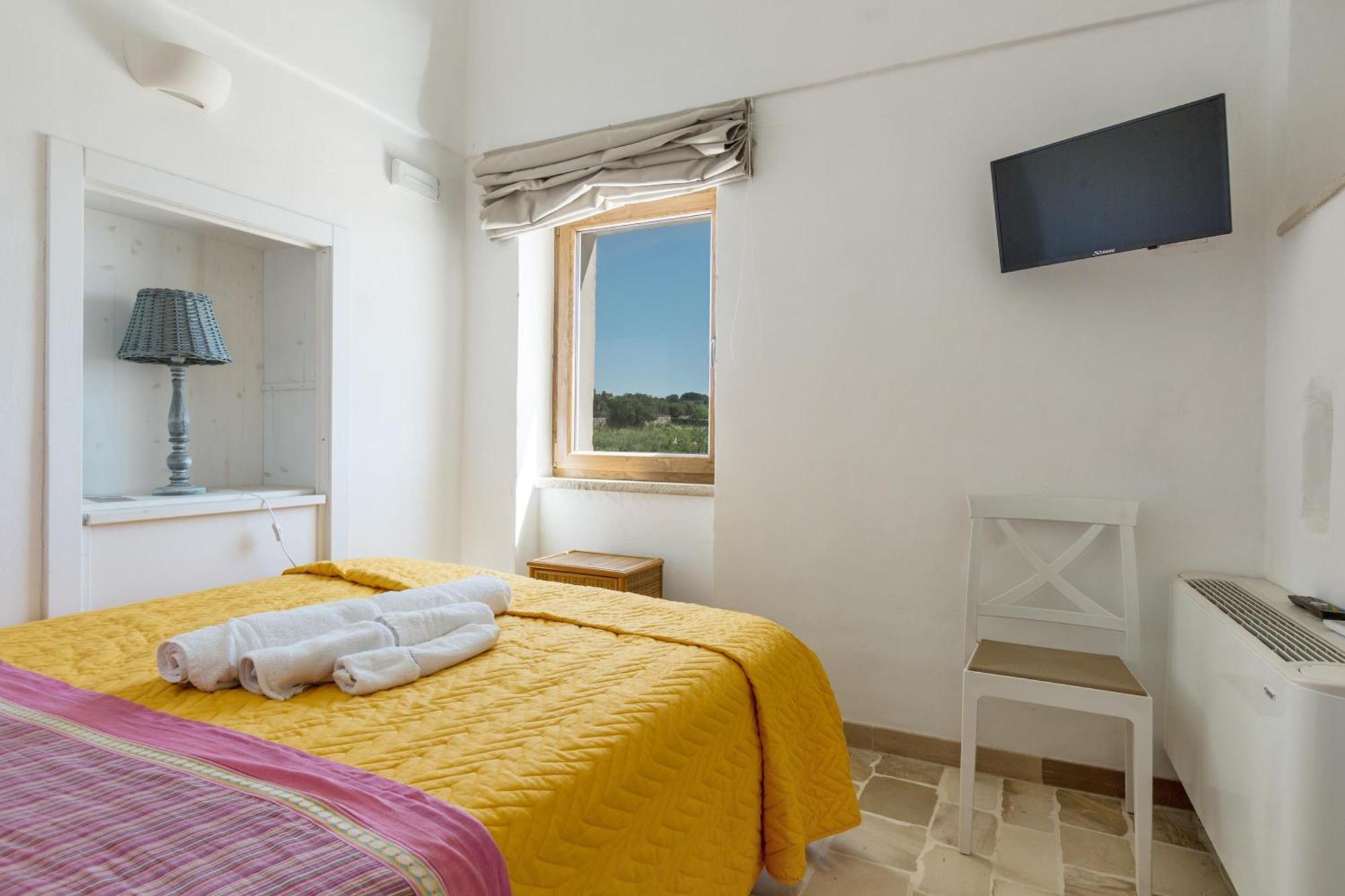 Agriturismo Donna Teresa Villa มอตโตลา ภายนอก รูปภาพ