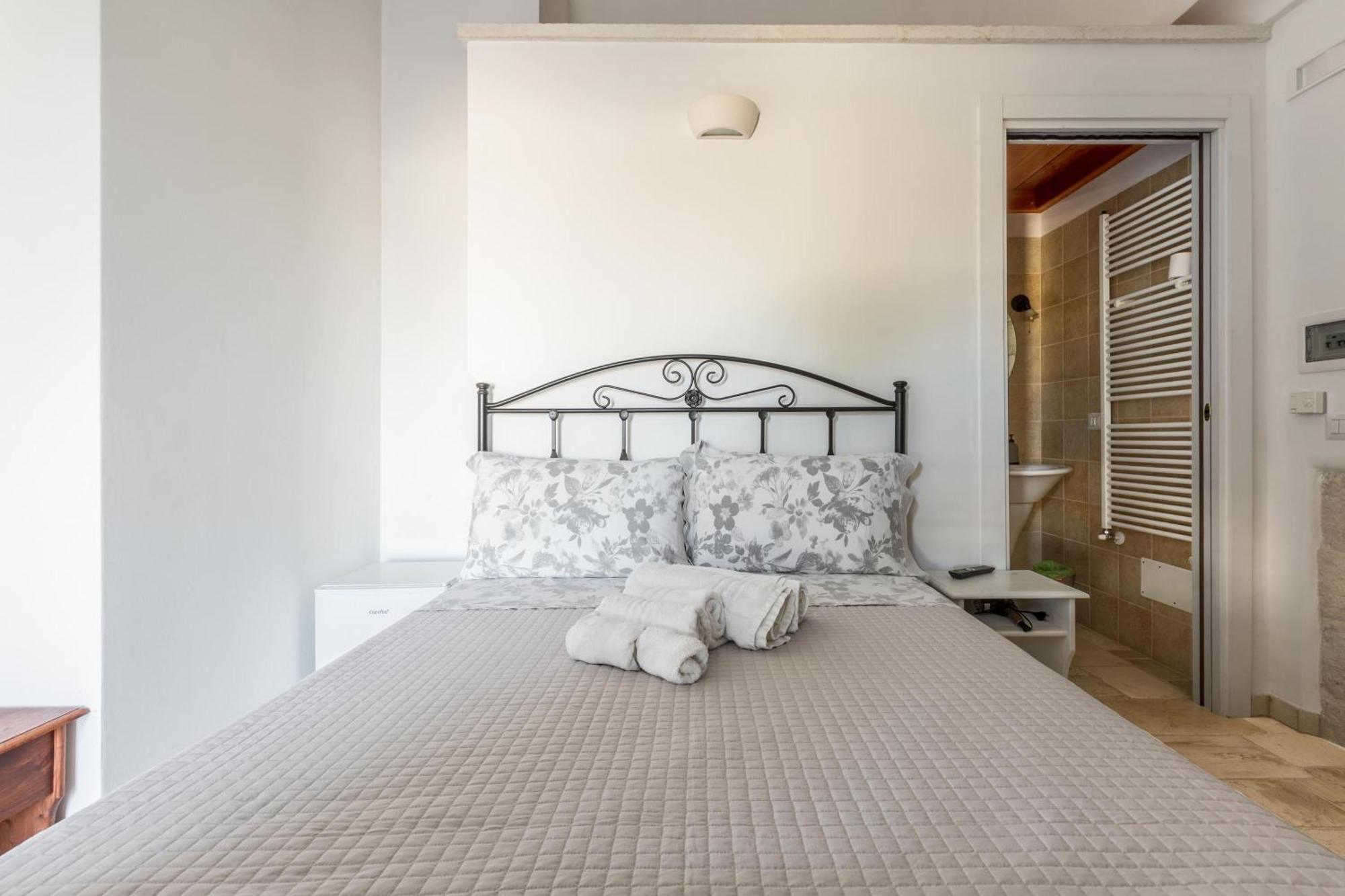 Agriturismo Donna Teresa Villa มอตโตลา ภายนอก รูปภาพ